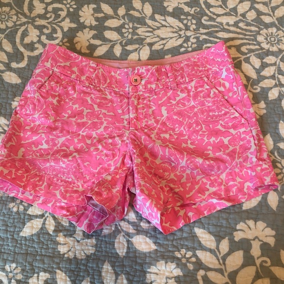Lily Pulitzer hot pink Callahan shorts - Picture 1 of 4